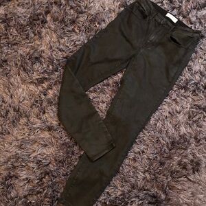 Pacsun mid rise skinniest black jeans with a sheen. EUC!